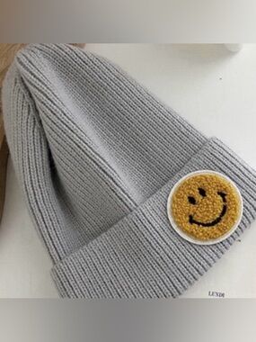 🍁New Fall Winter Cute Fall Winter Trendy Gray Smiley Face Beanie Hat
